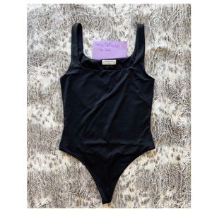 Aritzia Babaton Contour Tank Bodysuit